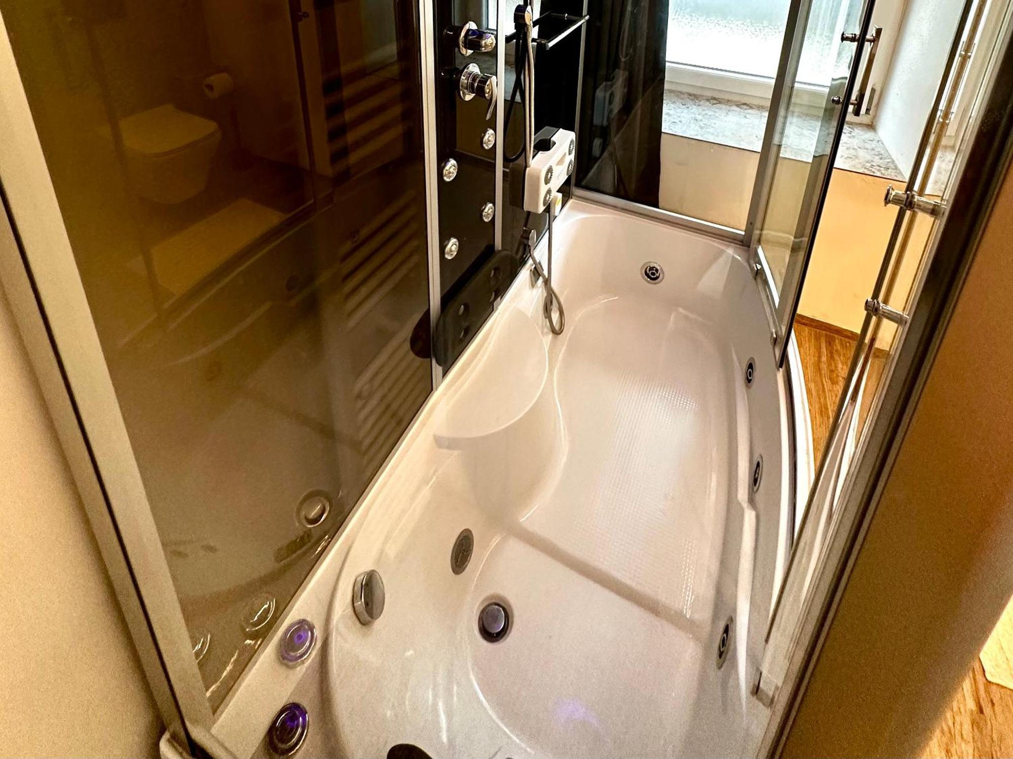 Beefree Whirlpoolsuite34-Free Parking & Fast Internet Passau Eksteriør billede